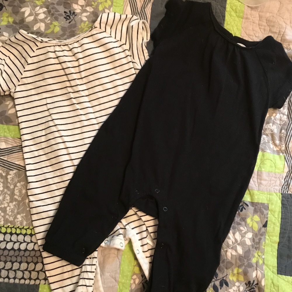 Old Navy rompers! Size 3-6 month!